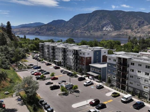 2 Bedroom Apartment Penticton BC 98310534