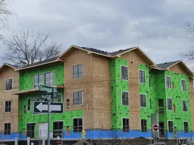 2 Bedroom Apartment Peterborough ON 99003693