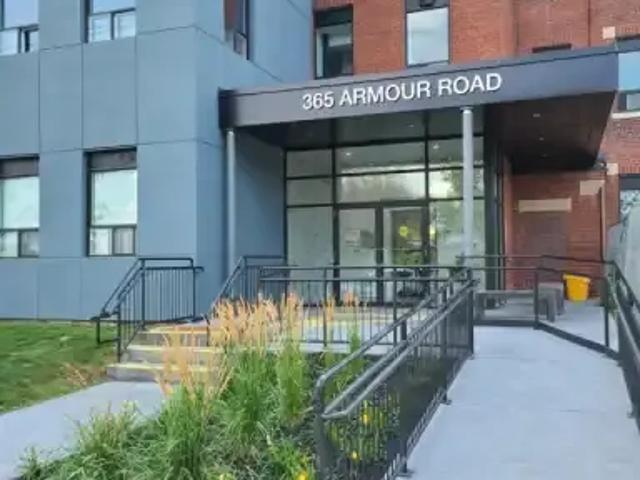 2 Bedroom Apartment Peterborough ON 100668203