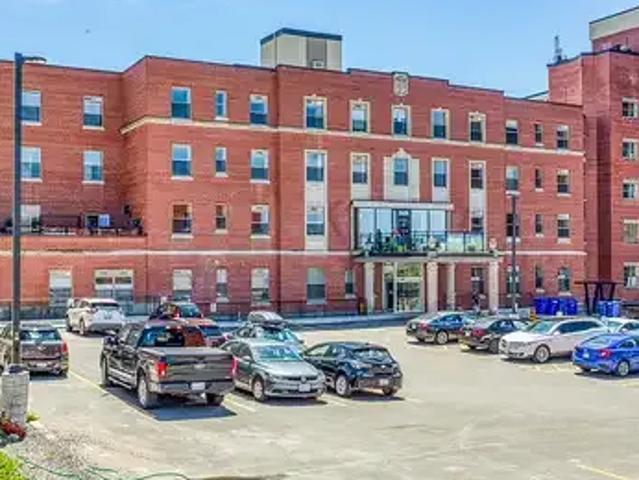 2 Bedroom Apartment Peterborough ON LS101825957