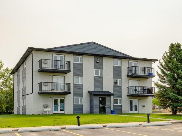 2 Bedroom Apartment Prince Albert SK 98309433