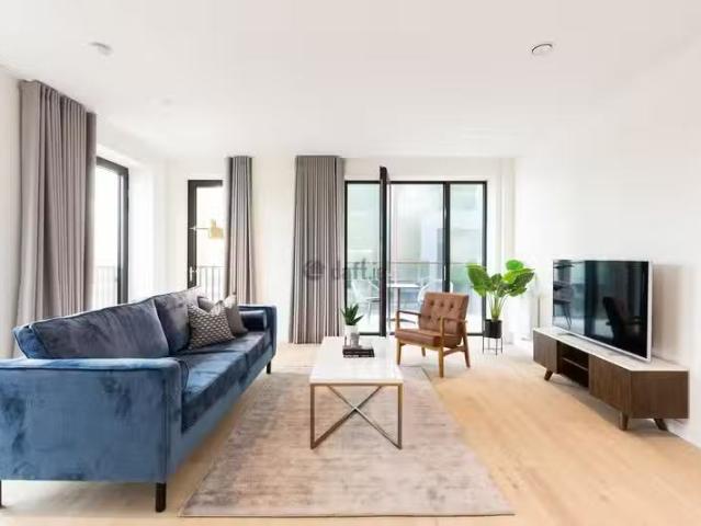 2 Bedroom Apartment, Quayside Quarter, Dublin Landings, North.