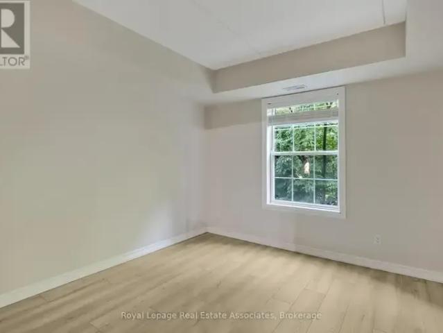 2 Bedroom Apartment Regina SK 104535273