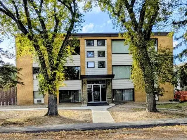 2 Bedroom Apartment Regina SK 104681078