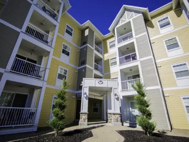 2 Bedroom Apartment Regina SK LS100757531