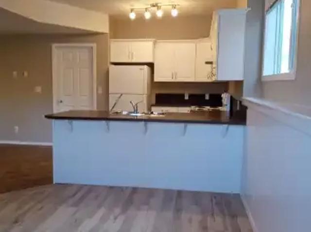 2 Bedroom Apartment Red Deer AB LS101584970