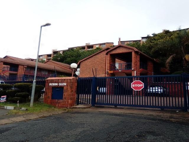 2 Bedroom apartment rented in Windsor East, Randburg
