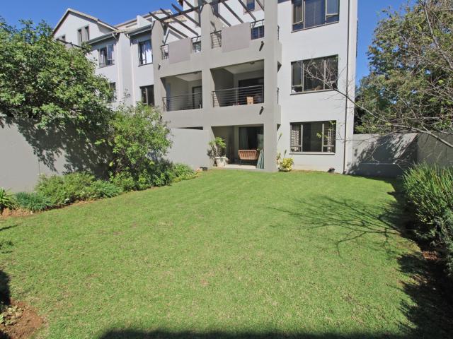2 Bedroom Apartment Rented in Bryanston