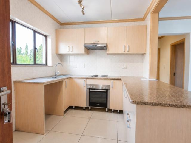 2 Bedroom Apartment Rented in Noordwyk