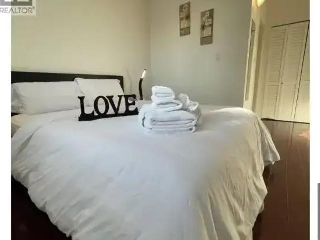 2 Bedroom Apartment Richmond BC 102143872