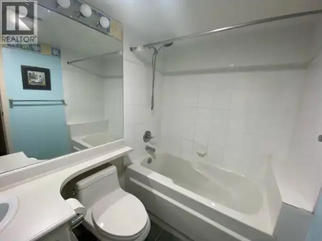 2 Bedroom Apartment Richmond BC 102366563