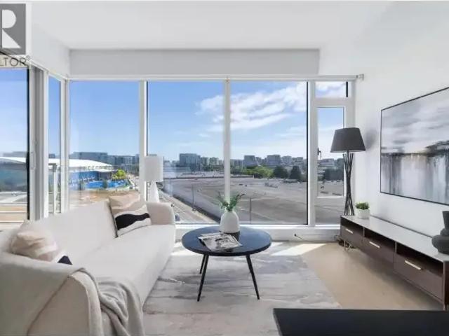2 Bedroom Apartment Richmond BC 102339198