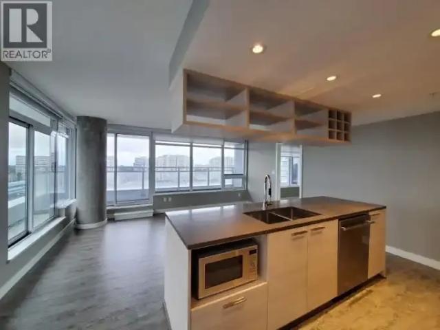 2 Bedroom Apartment Richmond BC 102847448