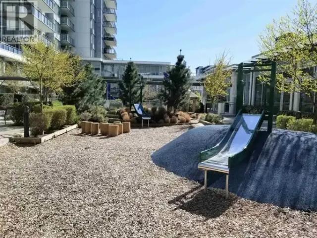 2 Bedroom Apartment Richmond BC 102883666