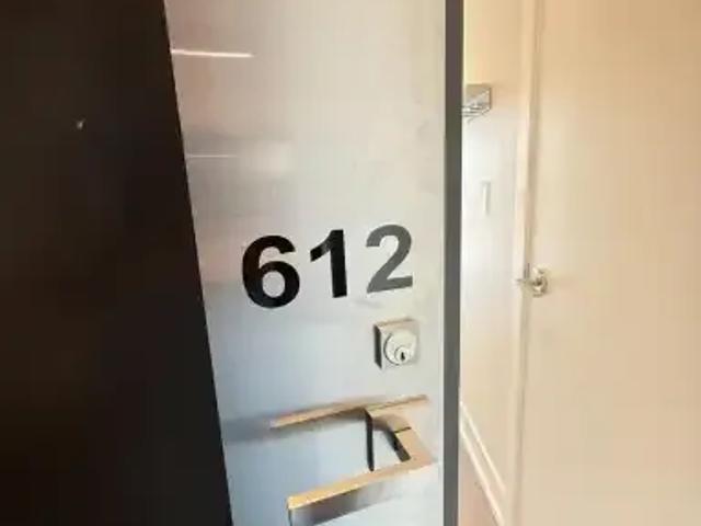 2 Bedroom Apartment Richmond Hill ON 104257484
