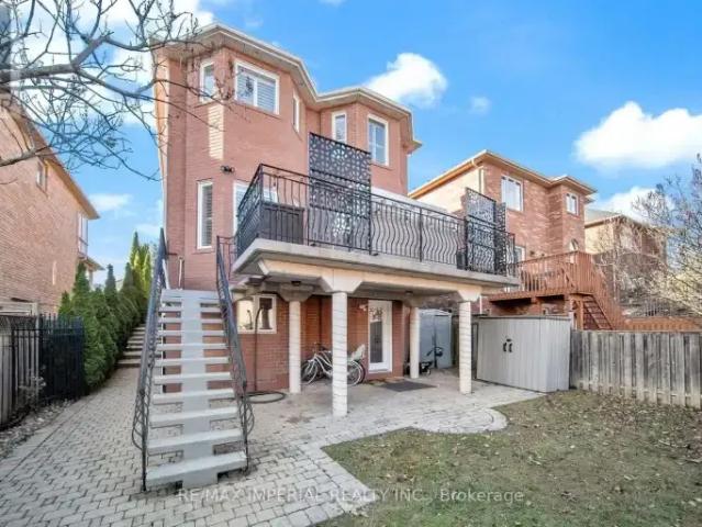 2 Bedroom Apartment Richmond Hill ON 99794579