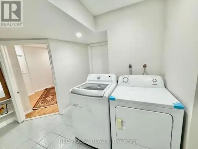 2 Bedroom Apartment Richmond Hill ON LS100941146
