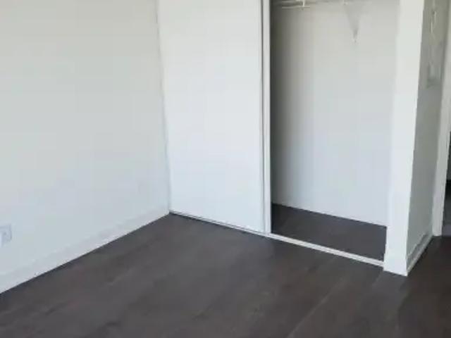 2 Bedroom Apartment Richmond Hill ON LS102915323