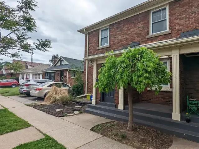 2 Bedroom Apartment St. Catharines ON 104106583