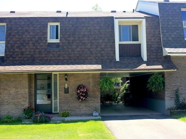2 Bedroom Apartment St. Catharines ON 98312158