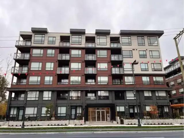 2 Bedroom Apartment Surrey BC 102468507