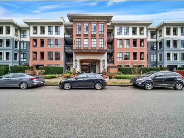 2 Bedroom Apartment Surrey BC 103840389