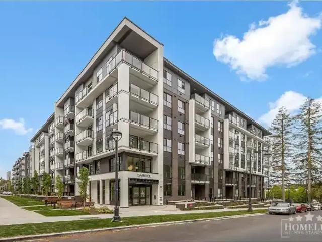 2 Bedroom Apartment Surrey BC 103368077