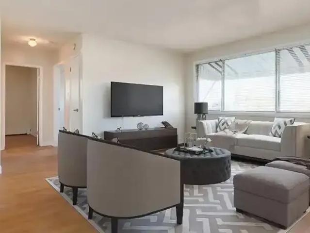 2 Bedroom Apartment Swift Current SK 103878078