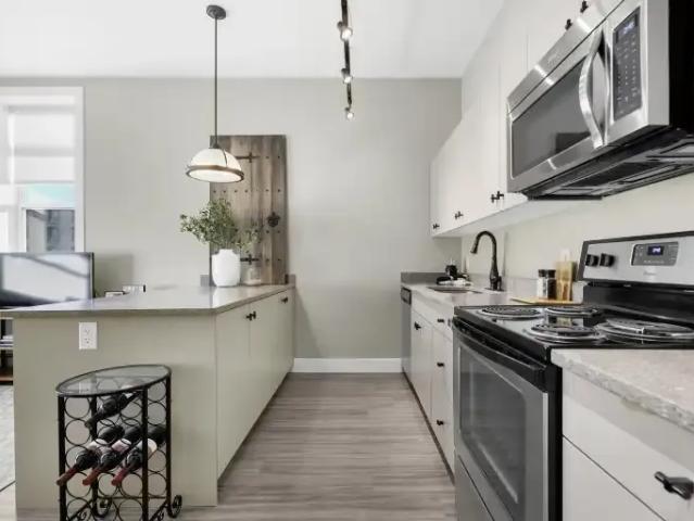 2 Bedroom Apartment Saskatoon SK LS102338804