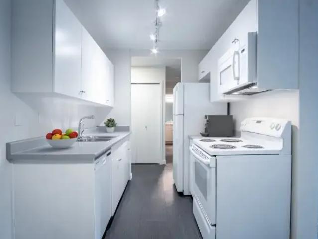 2 Bedroom Apartment Saskatoon SK LS103030492