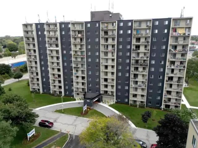 2 Bedroom Apartment Sarnia ON 98746717