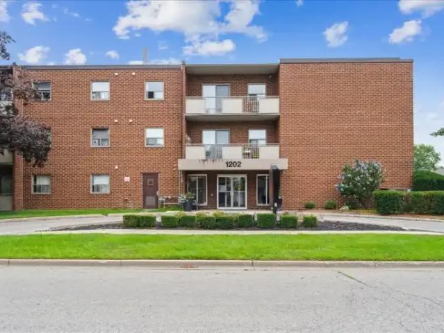 2 Bedroom Apartment Sarnia ON LS100758081