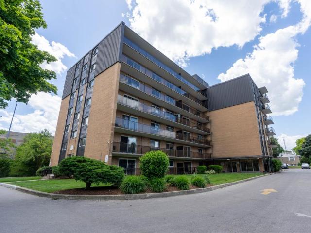 2 Bedroom Apartment Sarnia ON LS101795951
