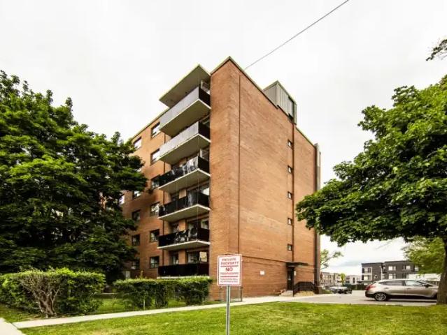 2 Bedroom Apartment Scarborough ON 103568898