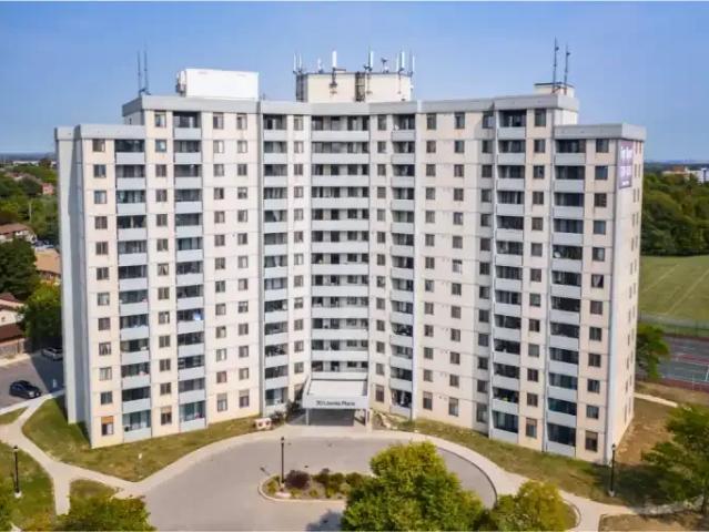 2 Bedroom Apartment Scarborough ON 104752786