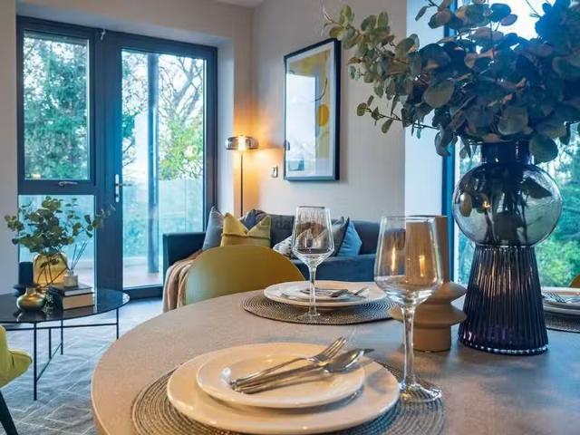 2 Bedroom Apartment, Scholarstown Wood, Scholarstown Road, Rat.