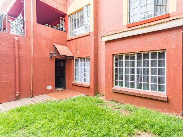 2 Bedroom Apartment For Sale in Florida