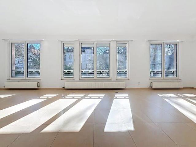 2 bedroom apartment – Terrace + parking