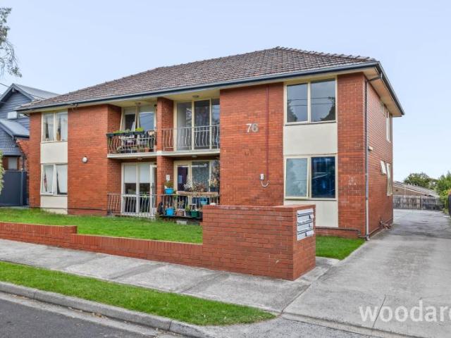 2 Bedroom Apartment Thornbury VIC 103155078