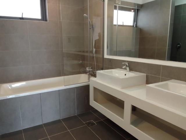 2 Bedroom Apartment to Let