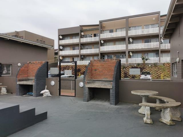 2 Bedroom Apartment To Let in Warner Beach