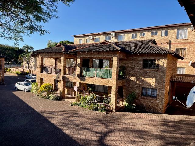 2 Bedroom Apartment To Let in West Acres