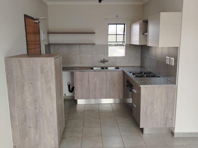 2 Bedroom Apartment To Let in Wolmer