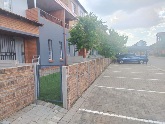 2 Bedroom Apartment To Let in Wolmer