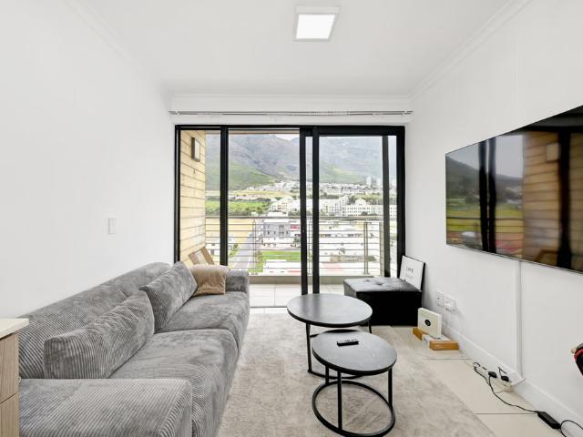 2 Bedroom Apartment To Let in Zonnebloem | LIONLEAD Real Estate