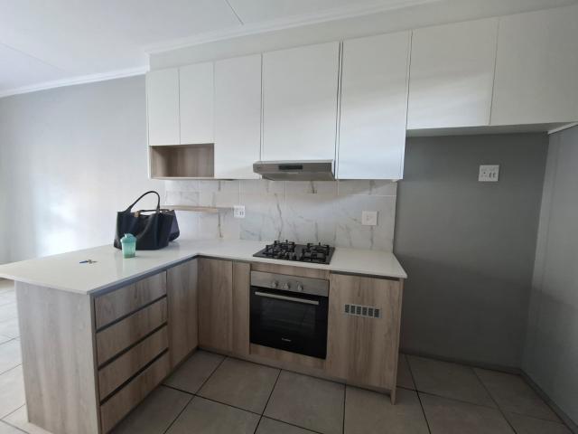 2 Bedroom Apartment To Let in Barbeque Downs