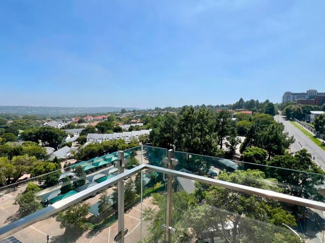 2 Bedroom Apartment To Let in Benmore Gardens