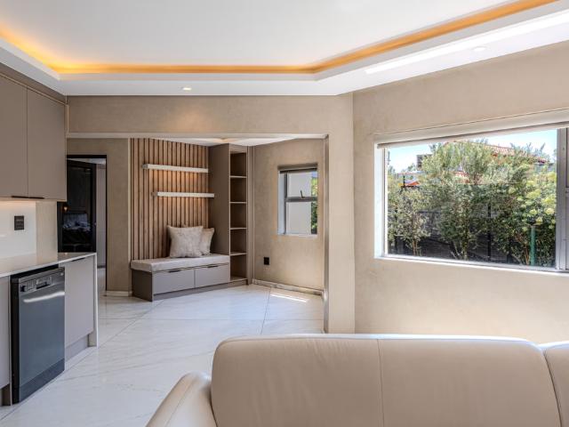2 Bedroom Apartment To Let in Bedford Gardens | LIONLEAD Real Estate