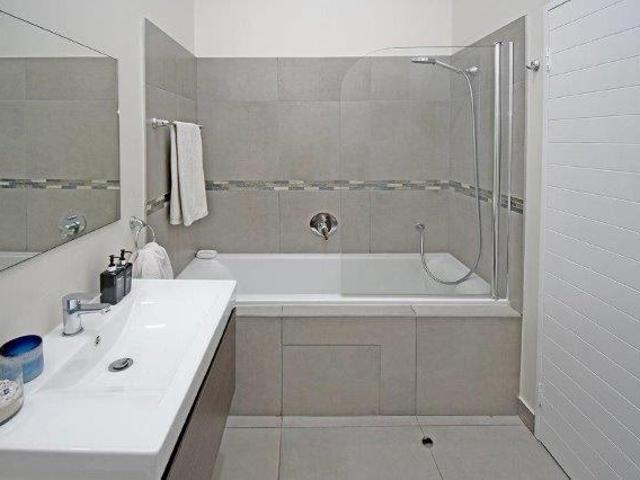 2 Bedroom Apartment To Let in Bedfordview