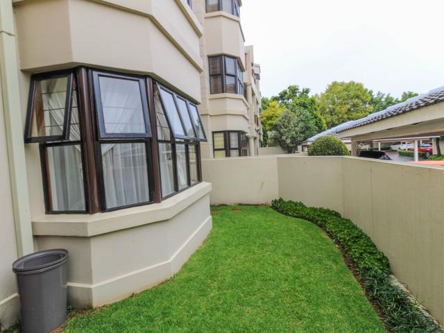 2 Bedroom Apartment To Let in Bryanston